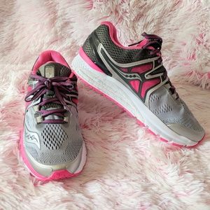 Women's Saucony Hurricane ISO 3